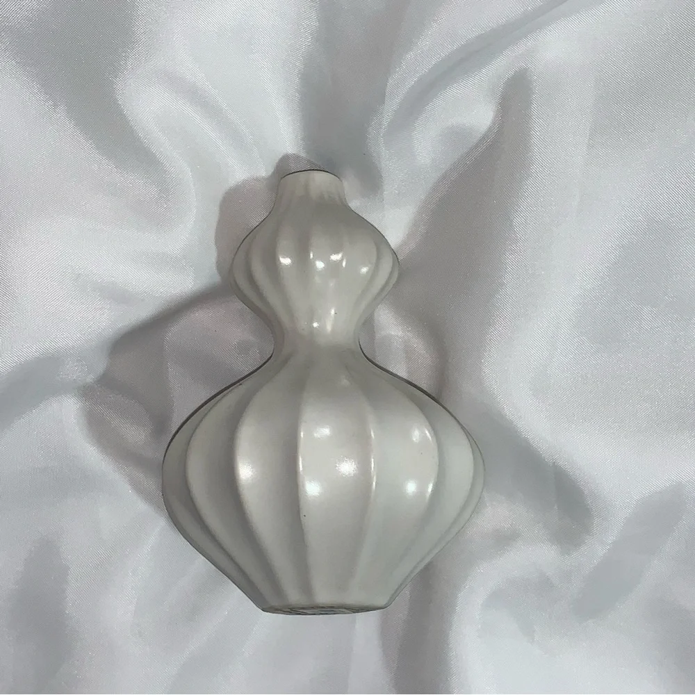 JONATHAN ADLER small Double Gourd VASE glazed white CERAMIC